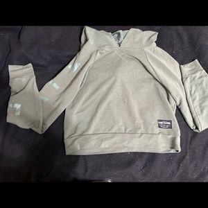 Cropped hoodies